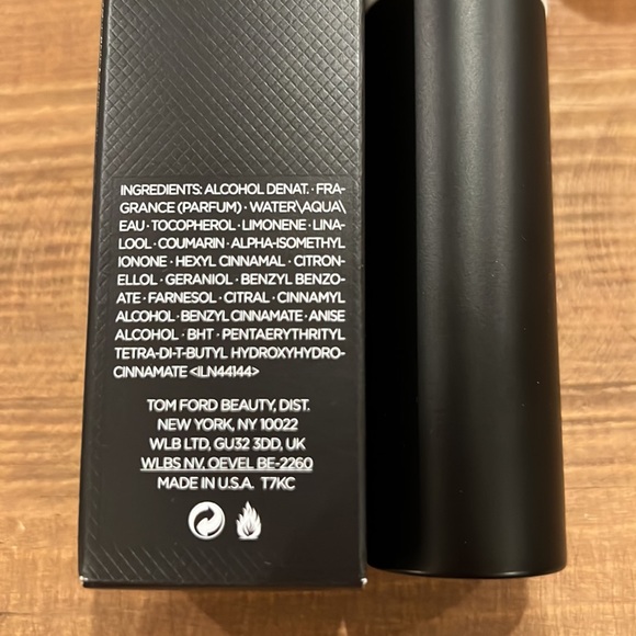 Tom Ford Fragrance f*cking fabulous - Picture 3 of 4